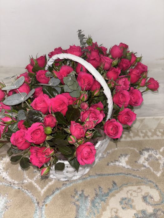 Букет Цветы в корзине