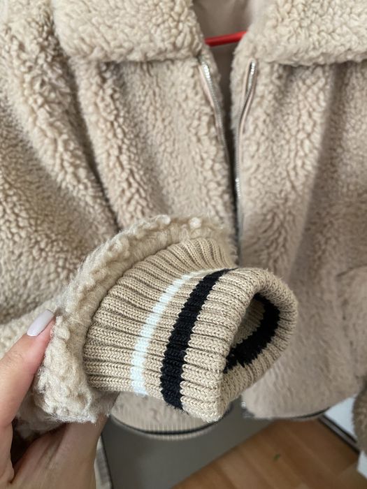 Haină Bershka mărimea M