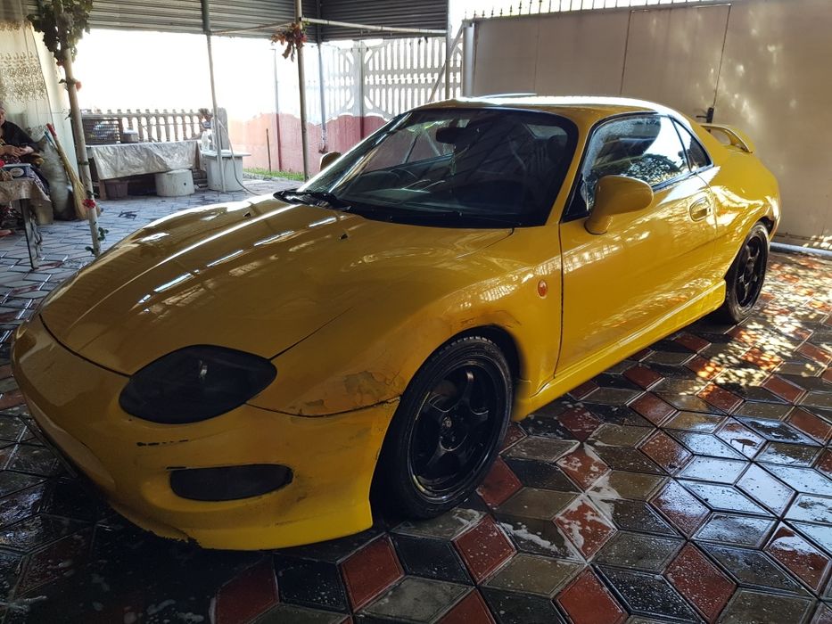 Мицсубиси ФТО 1995 года