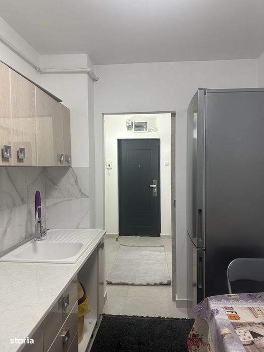 Campina - ap. 2 cam - mobilat modern - 400 Euro/Luna