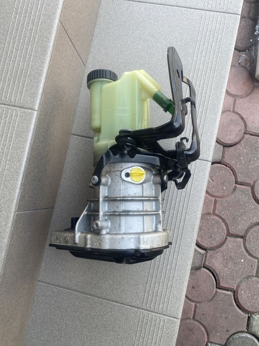 Pompa servo TRW renault master opel movano 491103543R