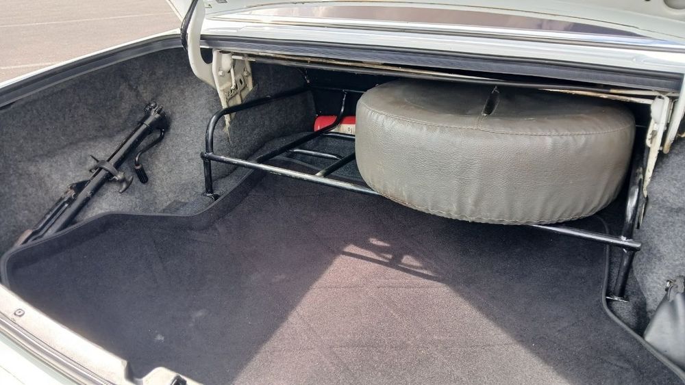 Volga 3110 sotiladi