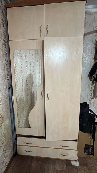 Продам  шкаф в отличном состоянии