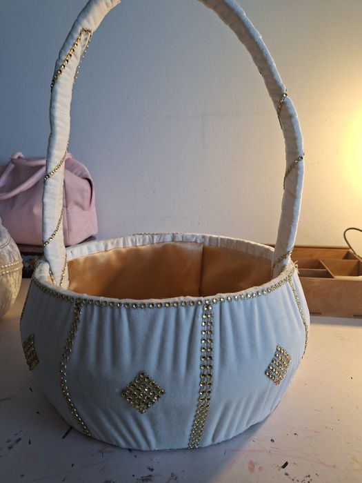 Продам корзины для мероприятий