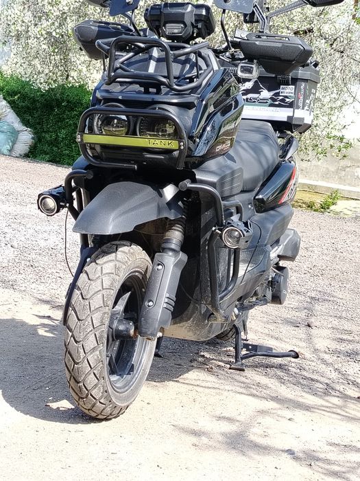 Skuter tank2 sotiladi