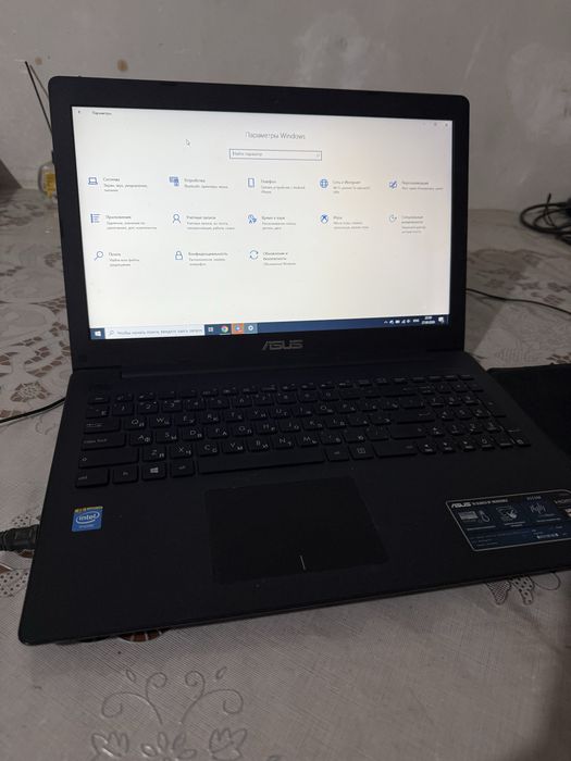 ASUS X553M noutbuk sotiladi