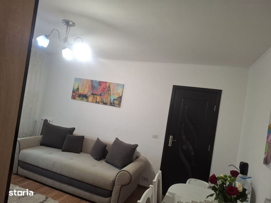 Etaj 3- Gradinari-Iulius Mall-3 Camere-bloc 80'-renovat