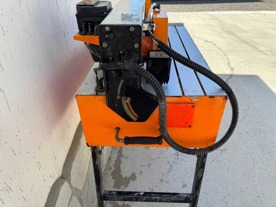 Машина за плочки - PRO 900 W/ 68 sm