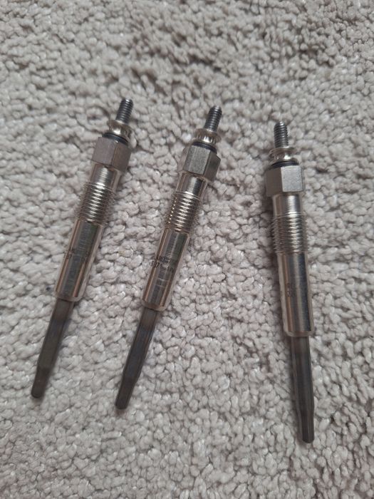 Нови подгревни свещи за Ситроен Ксара Пикасо 2.0HDI Citroen