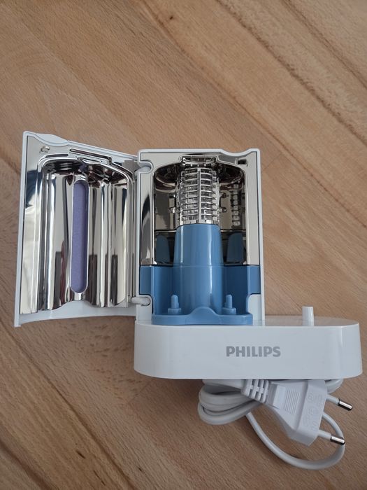 Vând periuța de dinți profesionala Philips Sonicare