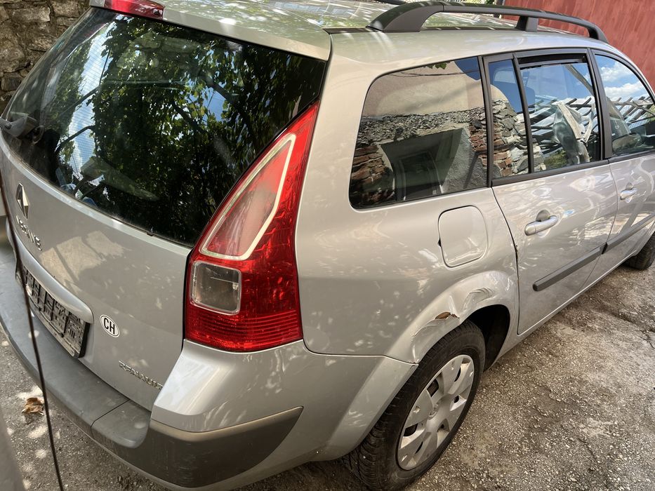 Рено Меган 2 1.6 бензин 2007 година на части