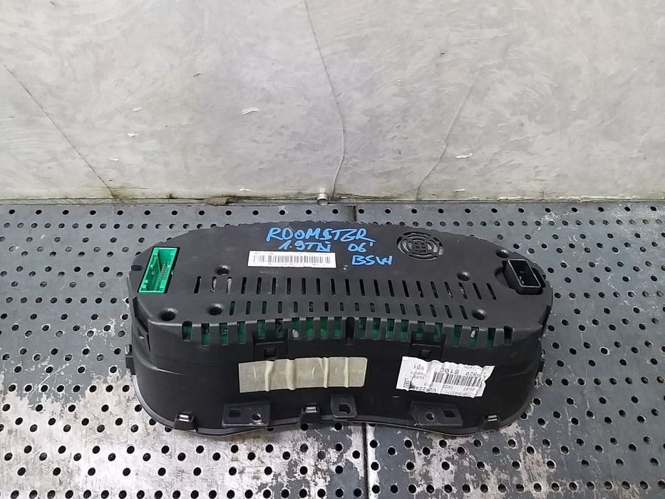 Ceasuri bord diesel skoda roomster 5j 5j0920810c