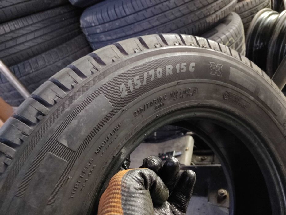 4бр.летни гуми MICHELIN 215/70/15C 109S DOT 0717