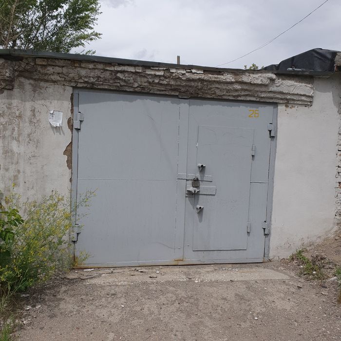 Продам  гараж в михайловке район обл.гаи