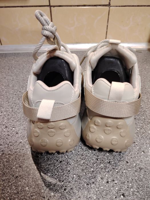 Adidași de sport damă la modă