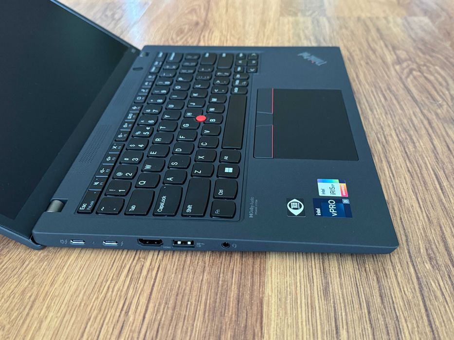 ЧИСТО НОВ 13.3' WUXGA Core i5-1245u Lenovo ThinkPad X13 G3 16GB LPDDR5/256GB SSD/Подсветкa/Бат 8ч