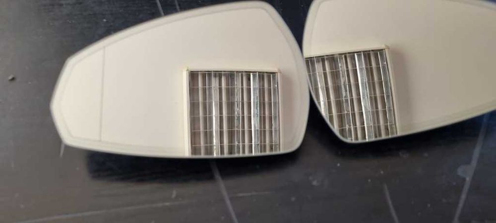 Sticla oglinda stanga dreapta heliomata oem originala Audi A3 V3