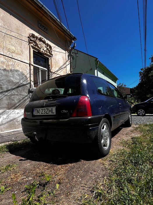RENAULT Clio 2000 — imagine 3