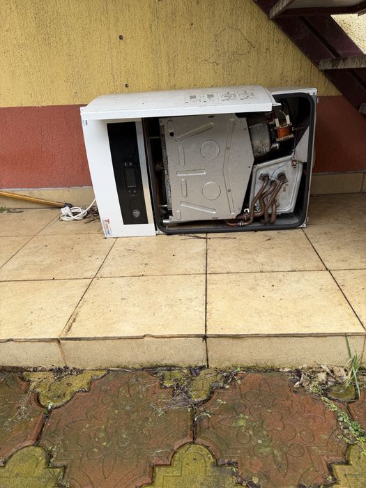 Centrala Ariston pentru piese