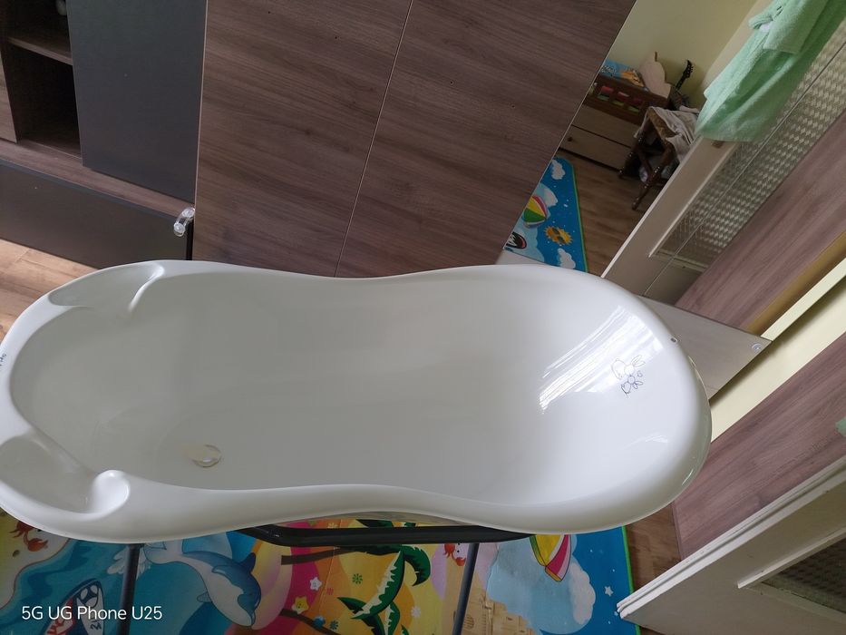 Корито със стойка