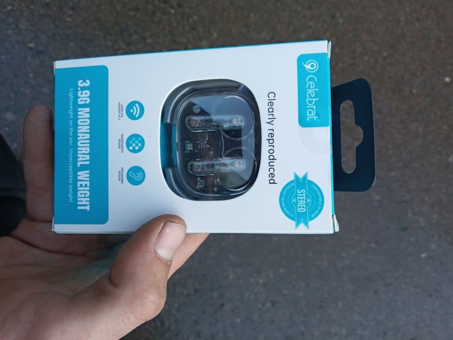 Продам наушники 5000