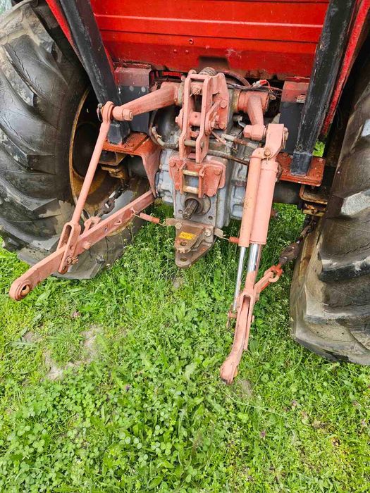 Продавам Трактор Shibaura