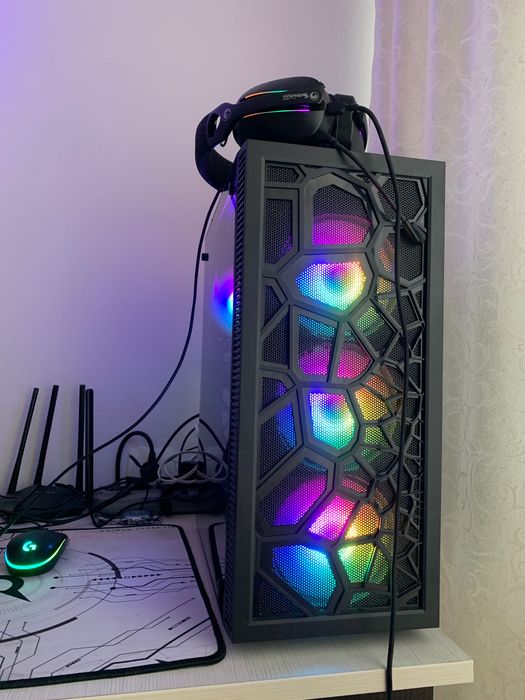 Pc gaming rx6600 8gb vram, ryzen 5 5500x
