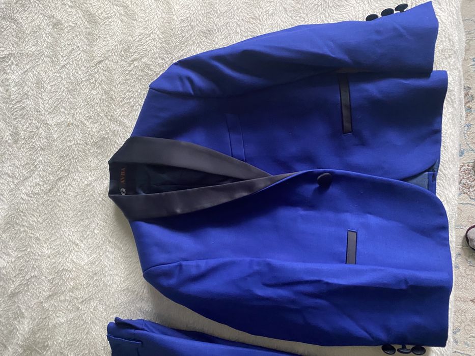 Продам детский смокинг (костюм двойка)