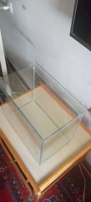 Продаю аквариум безкаркасный