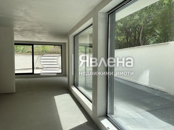 Продава се Офис в София, Медицинска академия - 195 кв.м за 2500 €/кв.м - Снимка #2