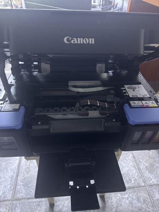 Продам принтер срочно срчоно !!!