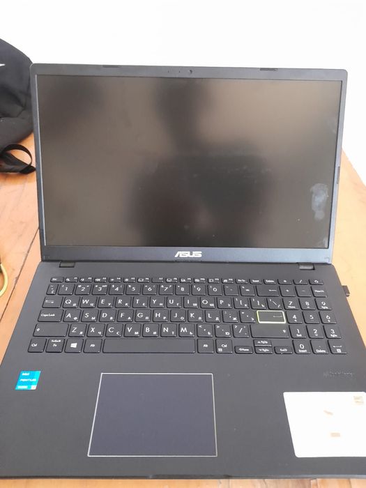 Ноутбук Asus для учёбы