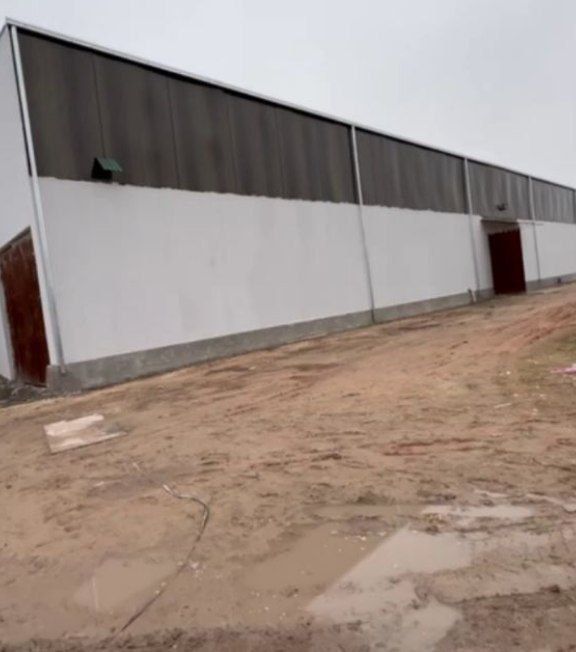 Продаётся 1,6 га производственная база.