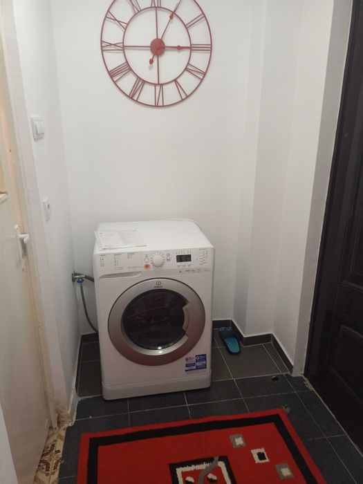 Garsoniera de inchiriat