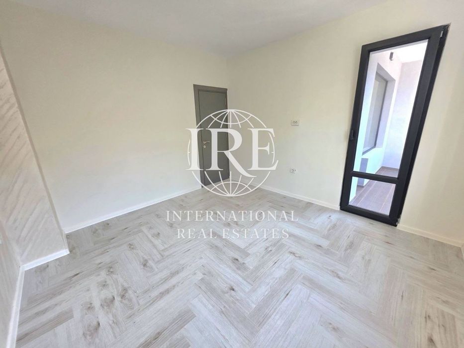 Продава се Двустаен апартамент в Варна, Окръжна болница - 51 кв.м за 1499 €/кв.м - Снимка #5