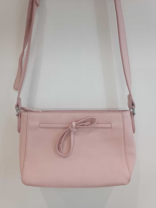 Малка розова чантичка