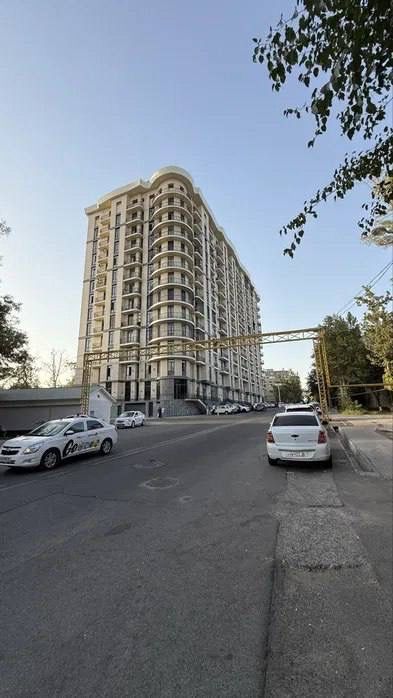 Нежилое помещение в ЖК Caravan Avenue 107 м2