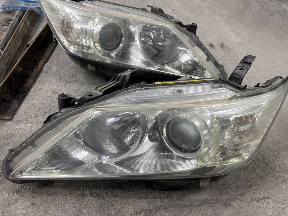 фара на камри 50