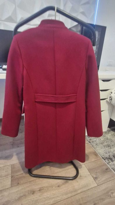 Palton zara visiniu, ca nou, marimea XS