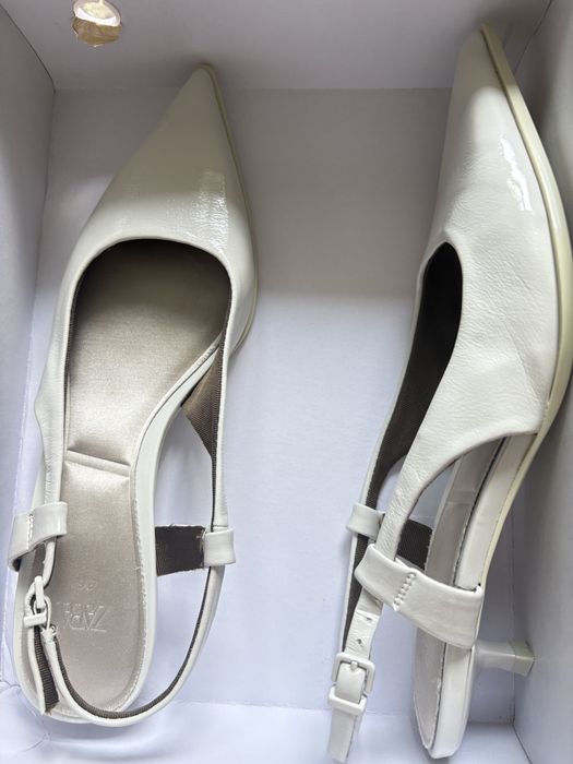 Новые туфли ZARA