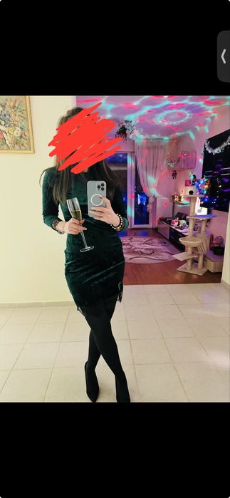 Rochie reserved, 36, S verde, catifea cu dantela
