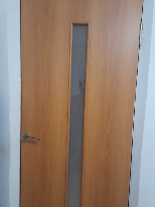 Продам межкомнатные двери б/у