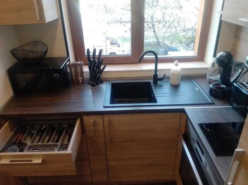 Дава се под наем Двустаен апартамент в София, Изток - 70 кв.м за 890 € - Снимка #1