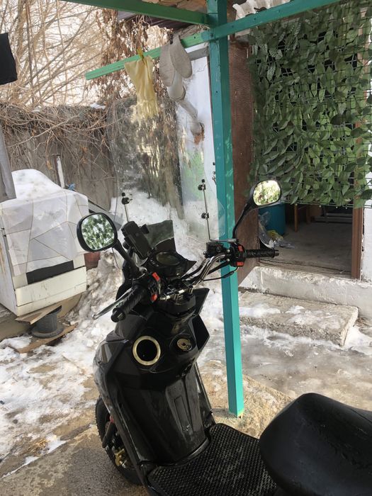 Ветровое стекло для скутер
