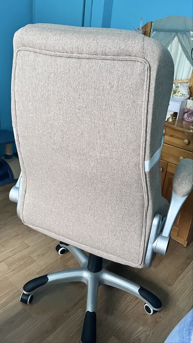 Ергономичен офис стол кафяв