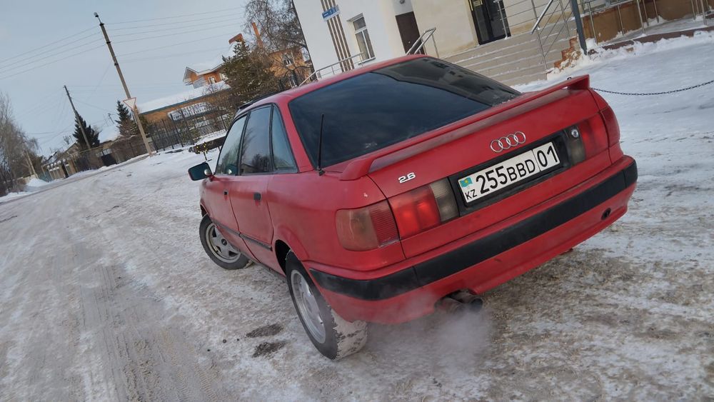 Ауди В4 машина автомабиль