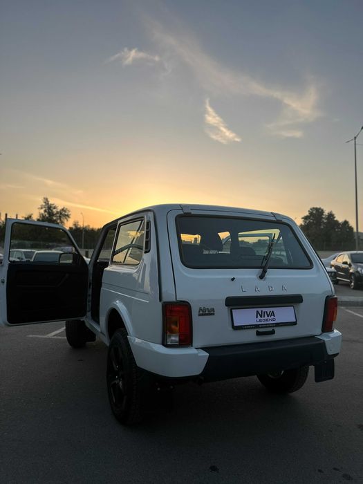 LADA Niva Legend