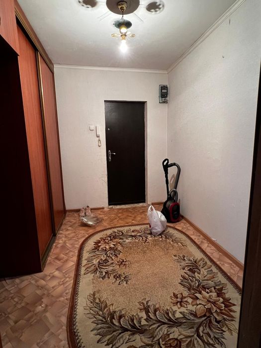 Сдам кв в 4мкне 2комната 4/6этаж