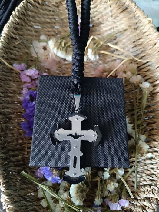 Мъжки плетени гердани