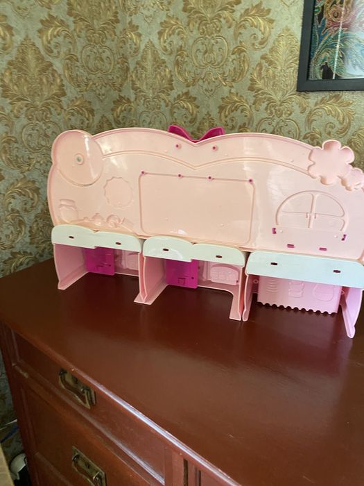 Игрушечная кухня. Недорого.